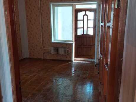 4 otaqlı köhnə tikili - Xalqlar Dostluğu m. - 100 m²