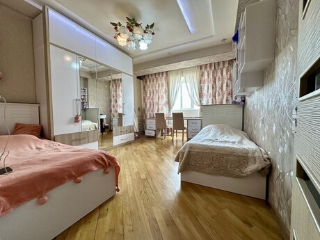4-room apartment, 120 m², Neftçilər: 294 000 ₼ 5