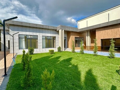 5 otaqlı həyət evi/bağ evi - Mərdəkan q. - 220 m²