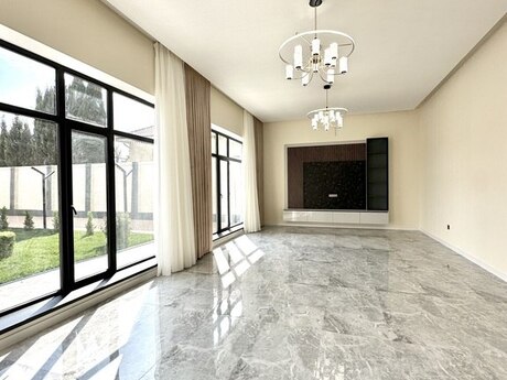 5 otaqlı həyət evi/bağ evi - Mərdəkan q. - 220 m²