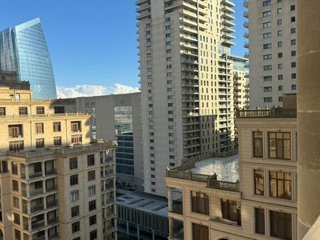 Elan №5534747 - Bakı, 28 May m., 3 otaqlı, 130 m², 16/18 mərtəbə