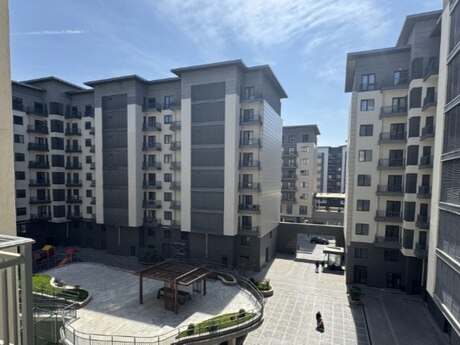 5 otaqlı yeni tikili - Ağ şəhər q. - 253 m²