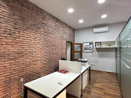 Obyekt - Ağ şəhər q. - 80 m²