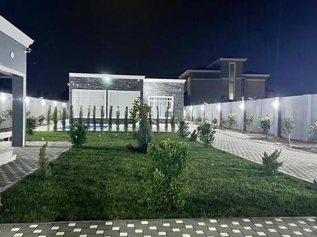 4 otaqlı həyət evi/bağ evi - Mərdəkan q. - 250 m²