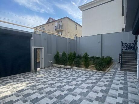 4 otaqlı həyət evi/bağ evi - Badamdar q. - 300 m²