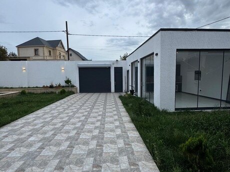 4 otaqlı həyət evi/bağ evi - Mərdəkan q. - 200 m²