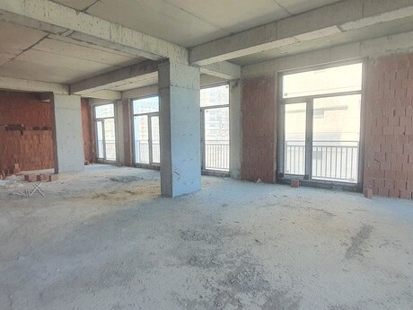 3-комн. новостройка - Насиминский  р. - 130 м²