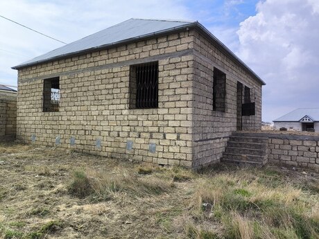 4 otaqlı həyət evi/bağ evi - Sulutəpə q. - 110 m²