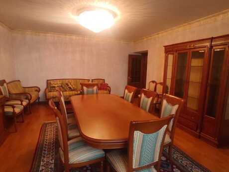 7 otaqlı mənzil, 300 m², Səbail: 580 000 ₼ 5