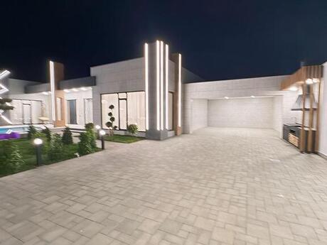 5 otaqlı həyət evi/bağ evi - Şüvəlan q. - 260 m²
