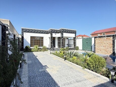 4 otaqlı həyət evi/bağ evi - Buzovna q. - 155 m²