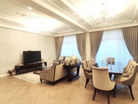 4 otaqlı yeni tikili - Şah İsmayıl Xətai m. - 267 m²