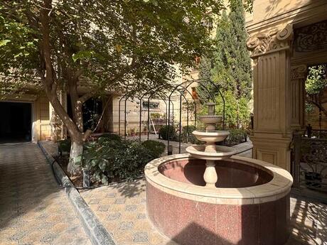 15 otaqlı həyət evi/bağ evi - Biləcəri q. - 800 m²