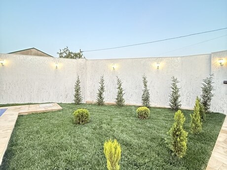 5 otaqlı həyət evi/bağ evi - Mərdəkan q. - 200 m²
