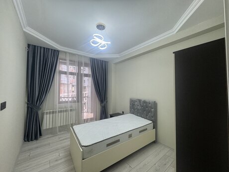 İnşaatçılarda 3 otaqlı yeni tikili mənzil kirayə verilir, 130 m², 800 AZN/ay, şəkil 2 / 6