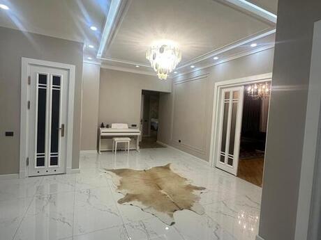 4-комн. новостройка - м. 8 ноября - 185 м²