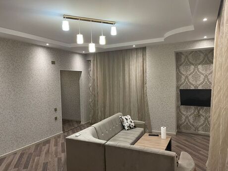 Elan №5540219 - Bakı, Yeni Yasamal q., 2 otaqlı, 100 m², 5/17 mərtəbə
