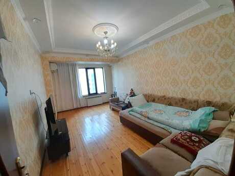 2 otaqlı mənzil, 90 m², 28 May: 290 000 ₼ 2