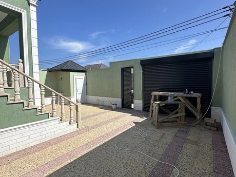 4 otaqlı həyət evi/bağ evi - Zabrat q. - 125 m²