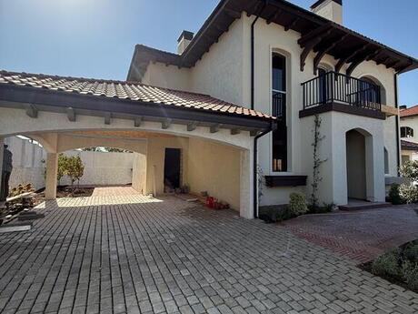5 otaqlı həyət evi/bağ evi - Sea Breeze q. - 360 m²