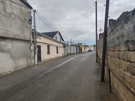4 otaqlı həyət evi/bağ evi - Şüvəlan q. - 170 m²