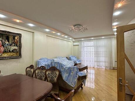4 otaqlı yeni tikili - Elmlər Akademiyası m. - 221 m²