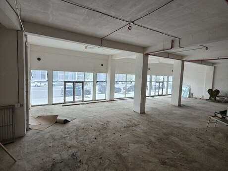 Obyekt - Ağ şəhər q. - 1000 m²
