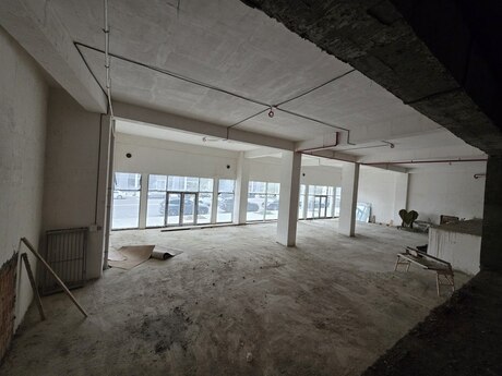 Obyekt - Ağ şəhər q. - 1000 m²