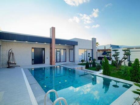 6 otaqlı həyət evi/bağ evi - Mərdəkan q. - 280 m²