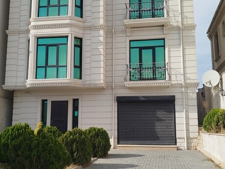8 otaqlı həyət evi/bağ evi - Badamdar q. - 400 m²