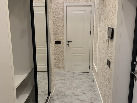 Satılır 2 otaqlı yeni tikili 68 m², 28 May m.