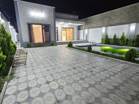 3 otaqlı həyət evi/bağ evi - Şüvəlan q. - 120 m²