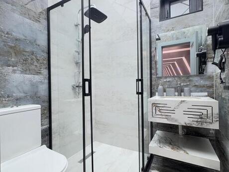 House with Garden, Villa For Sale