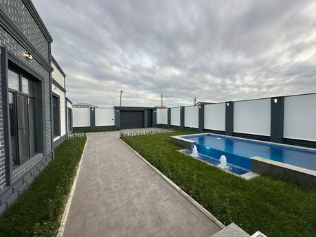 4 otaqlı həyət evi/bağ evi - Şüvəlan q. - 220 m²