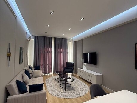 Kirayə 2 otaqlı mənzil, 70 m², 28 May: 1 400 ₼/ay 2