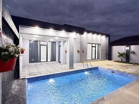 4 otaqlı həyət evi/bağ evi - Mərdəkan q. - 160 m²