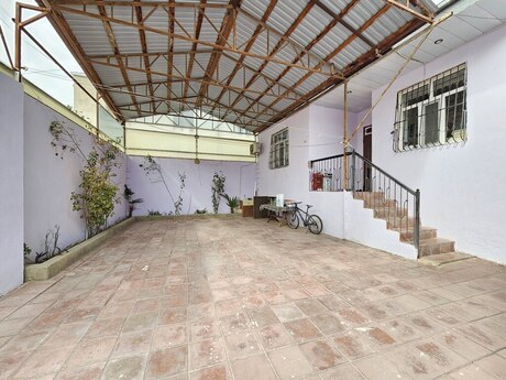 4 otaqlı həyət evi/bağ evi - Xırdalan - 110 m²
