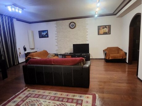2 otaqlı yeni tikili - Şah İsmayıl Xətai m. - 100 m²