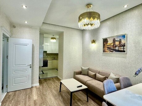 3 otaqlı yeni tikili - Elmlər Akademiyası m. - 87 m²
