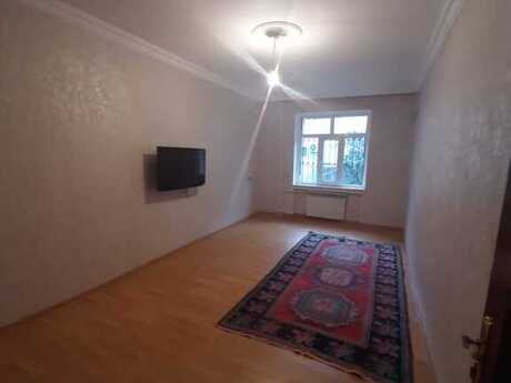 4 otaqlı köhnə tikili - Xətai r. - 95 m²
