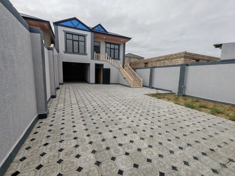 4 otaqlı həyət evi/bağ evi - Savalan q. - 140 m²