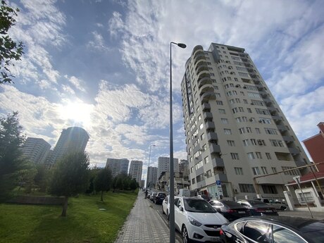 Объявление №5547717 - Баку, м. Низами, 4-комн., 195 м², 13/16 этаж