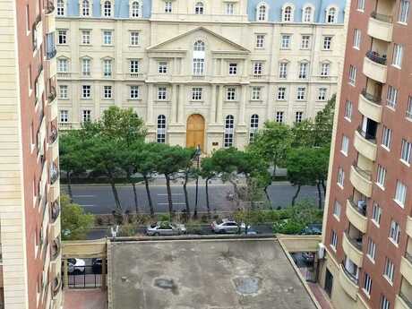 10 otaqlı mənzil, 613 m², Nizami: 1 200 000 ₼ 3