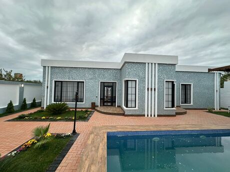 4 otaqlı həyət evi/bağ evi - Şüvəlan q. - 160 m²