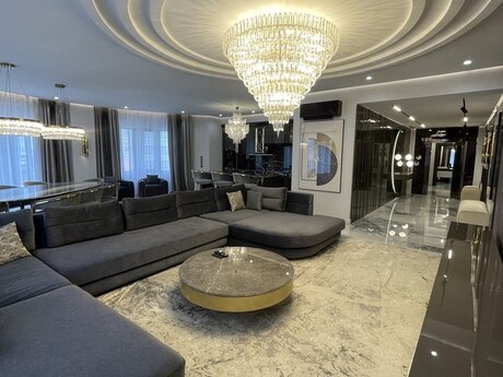 4 otaqlı yeni tikili - Ağ şəhər q. - 213 m²