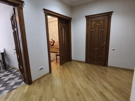 2 otaqlı yeni tikili - Şah İsmayıl Xətai m. - 90 m²