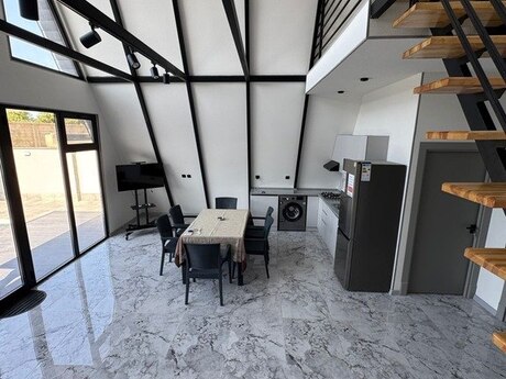4 otaqlı həyət evi/bağ evi - Novxanı q. - 105 m²