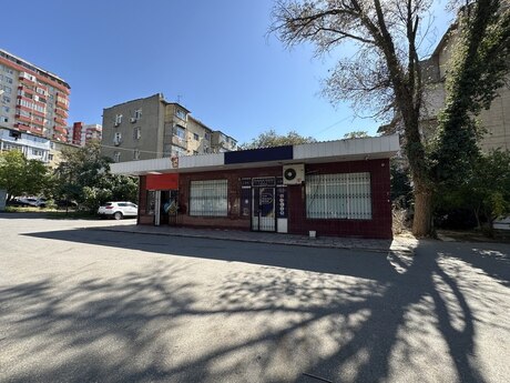 Obyekt - Neftçilər m. - 165 m²