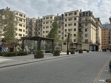 3 otaqlı yeni tikili - Ağ şəhər q. - 137 m²