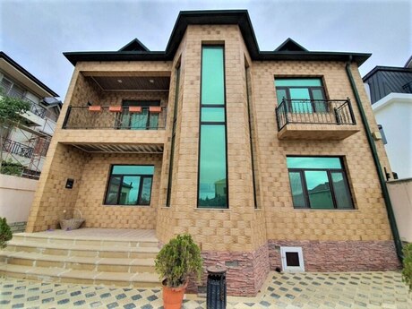 5 otaqlı həyət evi/bağ evi - Badamdar q. - 300 m²
